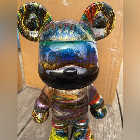 unique piggy bank with multi colors, home decor, 32cm tall and 2 lbs and 8oz - Picture 9 of 10